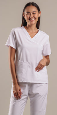 White Lama Fluid Resistant